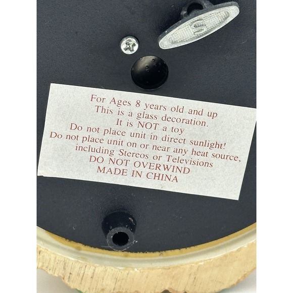 Vtg Easter Musical Snowglobe Mr & Mrs Rabbit Bunny Love Works Hand Painted VIDEO - Picture 5 of 12